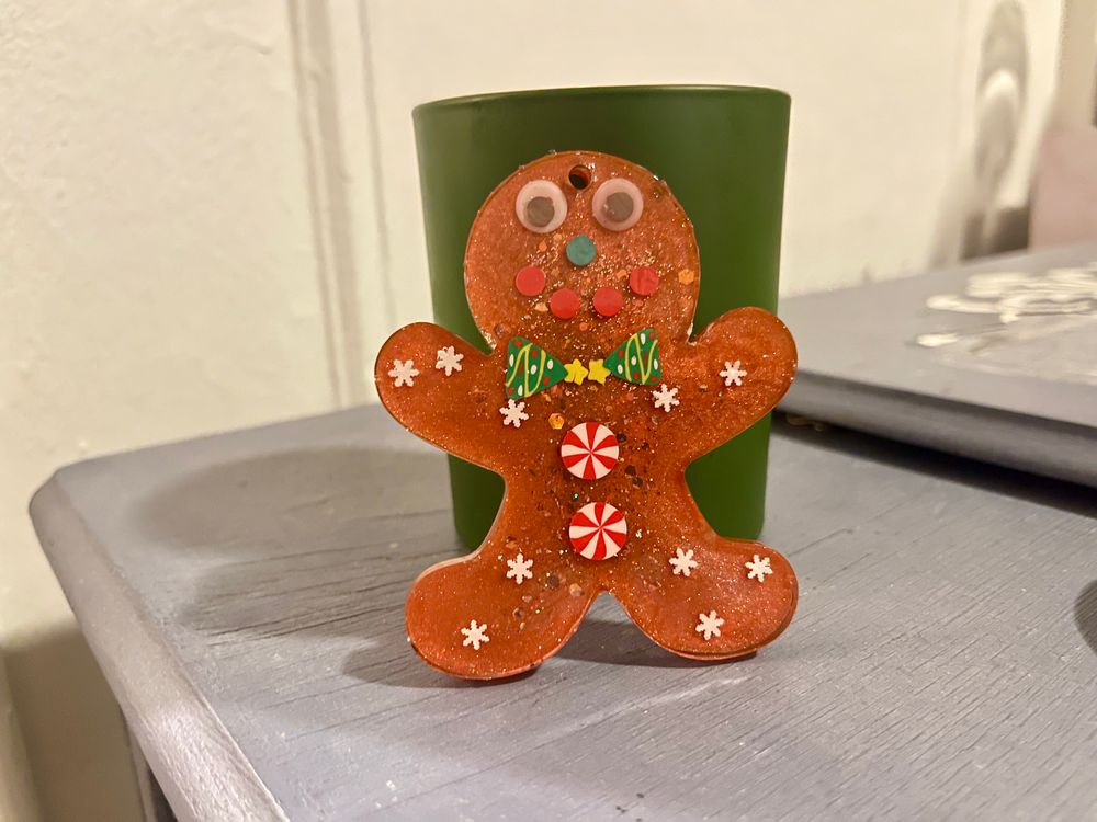 Gingerbread ornament 